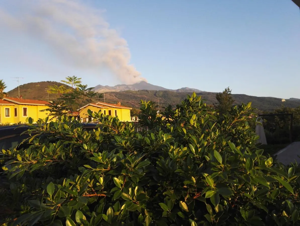 Villa Orchidea Dell'Etna Zafferana Etnea 0*,  Italia